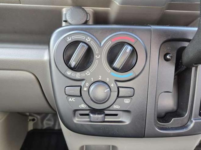 スクラムPA ハイルーフ 5AGS車　チョイcam豊　ベッドキッド　パートタイム4WD　2速発進モード　キーレス　マニュアルエアコン　KENWOOD7インチSDナビ　フルセグTV　Bluetooth　CD/DVD　FM/AM　ドライブレコーダー 660