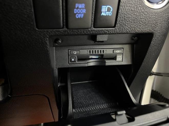 アルファードハイブリッドＳＲ　本州仕入　寒冷地仕様　禁煙車　ＪＢＬサウンド　デジタルインナーミラー　純正１０．５インチナビ　地デジ　ＤＶＤ再生　Ｂｌｕｅｔｏｏｔｈ　全方位パノラミックビューモニター　前後ドライブレコーダー　ＥＴＣ 4WD 2500 5Dr