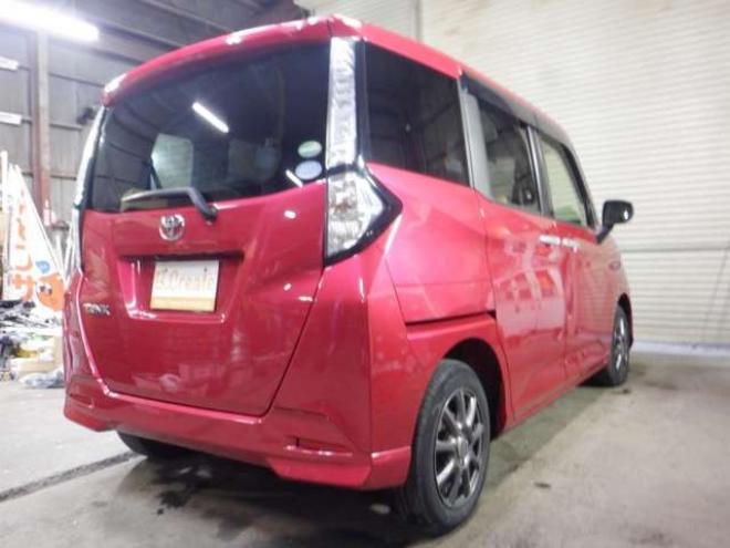 タンク1.0 G 4WD　ナビ・TV・Bカメラ・B/T・両側電動・スマートキー・プッシュスタート・クルコン・アイドリングストップ・純正エンスタ・オートライト・ステアリングスイッチ・オートエアコン 1000