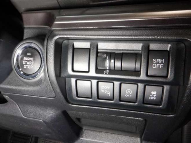 インプレッサスポーツ 2.0 i-L アイサイト 4WD　ブラックレザーセレクション　本州仕入れ　4WD　MOPナビ　B/T　TV　バックカメラ　ETC　クルコン　シートヒーター　レザーシート　衝突軽減　LEDヘッドライト　フォグランプ　ドアバイザー　スマートキー 2000