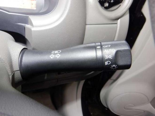 マーチ1.2 ボレロ 4WD　本州仕入・ナビ・TV・Bカメラ・インテリキー・プッシュスタート・ETC・ライトレベライザー・オートエアコン・オートライト・14インチAW 1200