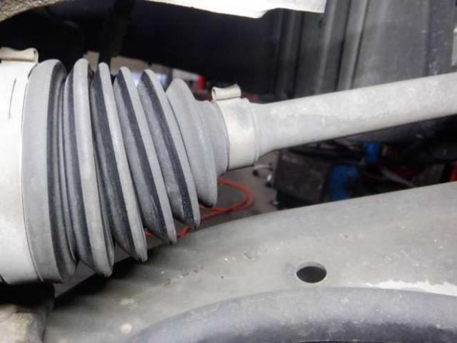 マーチ1.2 ボレロ 4WD　本州仕入・ナビ・TV・Bカメラ・インテリキー・プッシュスタート・ETC・ライトレベライザー・オートエアコン・オートライト・14インチAW 1200