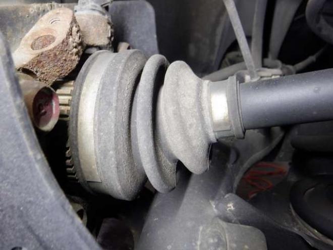 マーチ1.2 ボレロ 4WD　本州仕入・ナビ・TV・Bカメラ・インテリキー・プッシュスタート・ETC・ライトレベライザー・オートエアコン・オートライト・14インチAW 1200