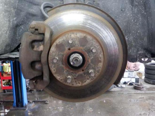 レガシィB4 2.5 リミテッド 4WD　本州仕入　4WD　ナビ　フルセグTV　Bluetoothオーディオ　ETC　エンスタ　全席シートヒーター　革シート　パワーシート　LEDヘッドライト　フォグランプ　パドルシフト　プッシュスタート 2500