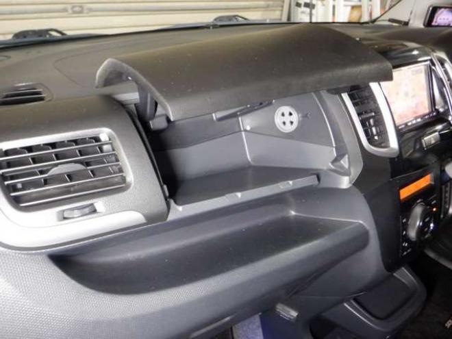 ソリオ1.2 バンディット 4WD　4WD　ナビ　フルセグTV　USB接続　バックカメラ　サイドカメラ　シートヒーター　両側パワスラ　100V電源　HID　フォグランプ　ドアバイザー　スマートキー　プッシュスタート 1200