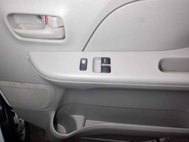 エブリィPC ハイルーフ 4WD　切替4WD　修復歴なし　キーレス　両側スライドドア　ETC　社外CDオーディオ　前席パワーウインドウ　ドアバイザー　オーバーヘッドシェルフ　プライバシーガラス 660