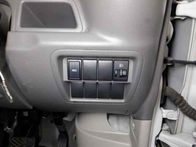 エブリィPC ハイルーフ 4WD　切替4WD　修復歴なし　キーレス　両側スライドドア　ETC　社外CDオーディオ　前席パワーウインドウ　ドアバイザー　オーバーヘッドシェルフ　プライバシーガラス 660