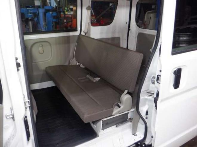 エブリィPC ハイルーフ 4WD　切替4WD　修復歴なし　キーレス　両側スライドドア　ETC　社外CDオーディオ　前席パワーウインドウ　ドアバイザー　オーバーヘッドシェルフ　プライバシーガラス 660