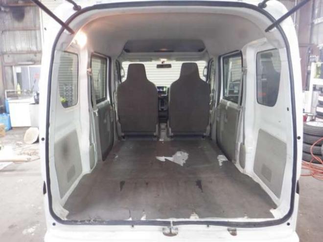 エブリィPC ハイルーフ 4WD　切替4WD　修復歴なし　キーレス　両側スライドドア　ETC　社外CDオーディオ　前席パワーウインドウ　ドアバイザー　オーバーヘッドシェルフ　プライバシーガラス 660