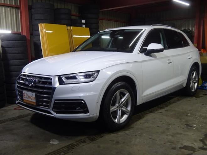 アウディQ5 2.0 TFSI クワトロ スポーツ ラグジュアリーパッケージ 4WD　茶革・ナビ・TV・B/T・F/S/Bカメラ・マトリクスLED・ヴァーチャルコックピット・電動リアゲート・シートヒーター・ACC・パワーシート・ETC・エアサス 正規輸入車 2000
