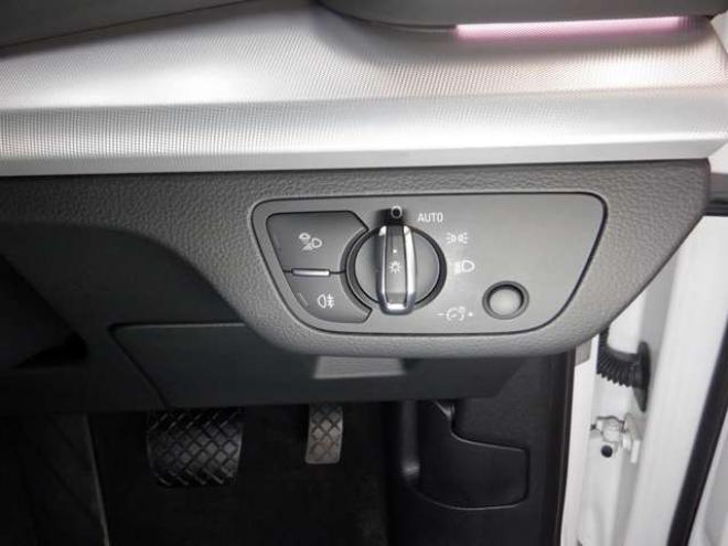 アウディQ5 2.0 TFSI クワトロ スポーツ ラグジュアリーパッケージ 4WD　茶革・ナビ・TV・B/T・F/S/Bカメラ・マトリクスLED・ヴァーチャルコックピット・電動リアゲート・シートヒーター・ACC・パワーシート・ETC・エアサス 正規輸入車 2000