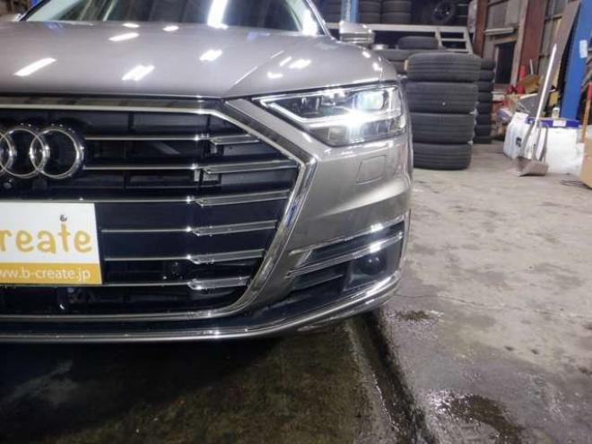 アウディA8 55 TFSI クワトロ 4WD　本州仕入・ナビ・TV・B/T・サンルーフ・黒革・360°カメラ・LEDヘッドライト・後席リモート・BANG&OLUSENサウンド・電動トランク・全席電動シート・全席パワークロージングドア・ヘッドアップディスプレイ 3000