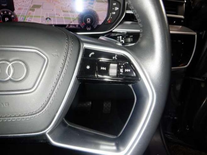 アウディA8 55 TFSI クワトロ 4WD　本州仕入・ナビ・TV・B/T・サンルーフ・黒革・360°カメラ・LEDヘッドライト・後席リモート・BANG&OLUSENサウンド・電動トランク・全席電動シート・全席パワークロージングドア・ヘッドアップディスプレイ 3000