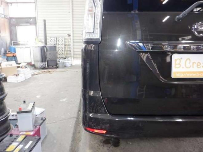 セレナ2.0 ハイウェイスター 4WD　ナビ・TV・B/T・Bカメラ・エンジンスターター・両側電動・フリップダウンモニター・LEDヘッドライト・インテリキー・プッシュスタート・アイドリングストップ・クルコン・ETC・寒冷地仕様・フォグランプ 2000