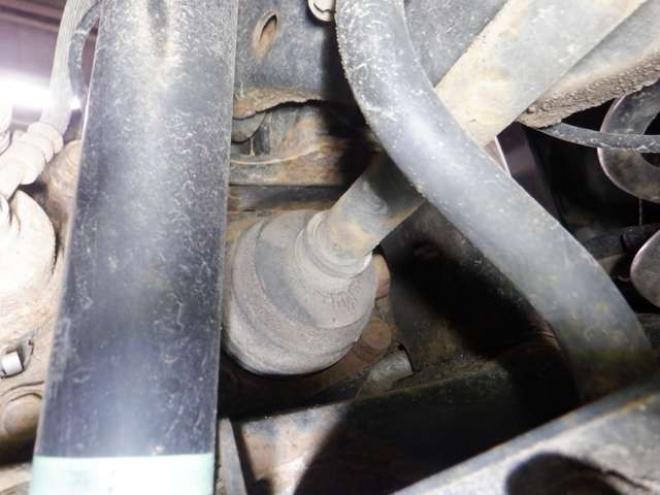 セレナ2.0 ハイウェイスター 4WD　ナビ・TV・B/T・Bカメラ・エンジンスターター・両側電動・フリップダウンモニター・LEDヘッドライト・インテリキー・プッシュスタート・アイドリングストップ・クルコン・ETC・寒冷地仕様・フォグランプ 2000