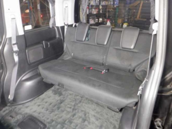 ステップワゴン2.0 スパーダ Z クールスピリット インターナビセレクション 4WD　本州仕入・後期型・ナビ・TV・Bカメラ・Rモニター・両側電動・スマートキー・クルコン・HID・ETC・パドルシフト・ハーフレザーシート・ワイパーデアイサー・リアヒーター・ミラーヒーター・アイドリングストップ 2000