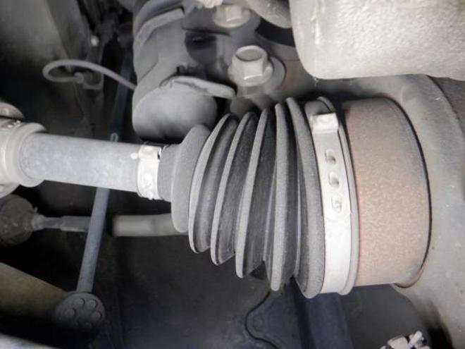 ステップワゴン2.0 スパーダ Z クールスピリット インターナビセレクション 4WD　本州仕入・後期型・ナビ・TV・Bカメラ・Rモニター・両側電動・スマートキー・クルコン・HID・ETC・パドルシフト・ハーフレザーシート・ワイパーデアイサー・リアヒーター・ミラーヒーター・アイドリングストップ 2000