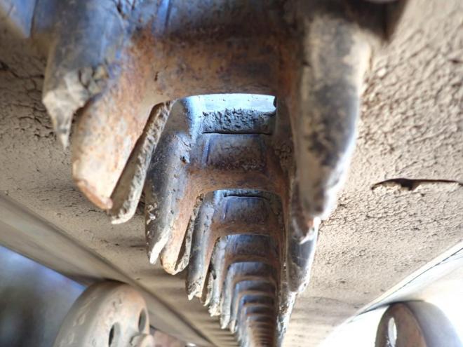 キャリアダンプゴムキャタ新品交換予定　積載6500KG　苫小牧ヤード