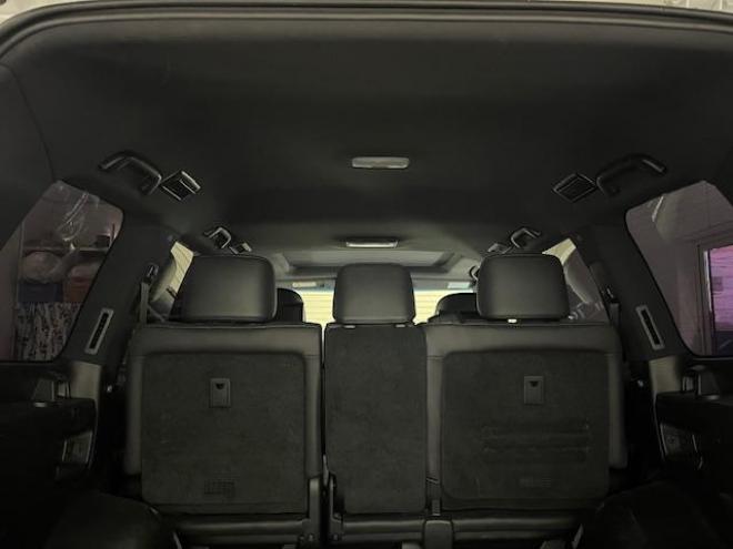 レクサスＬＸ５７０　ブラックシークエンス　寒冷地仕様　マークレビンソン　リアエンターテイメント　純正２１インチＡＷ　社外２０ＡＷ＋スタッドレスタイヤ付　純正ブラックレザーシート　電動サンルーフ　ヘッドアップディスプレイ　リア５面フィルム施工 4WD 5700 5Dr