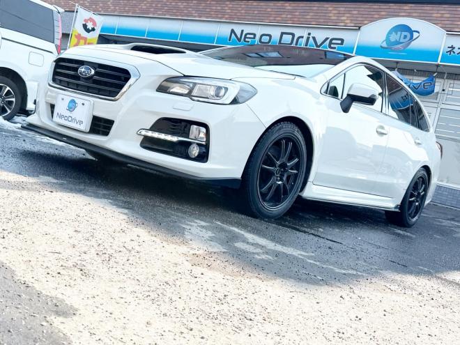 レヴォーグ2.0GT-Sアイサイト 4WD ローンが不安な方＜優遇ローン＞ 本州仕入 STIスポイラー 純正ナビ　ハーフレザー 4WD 2000 5Dr