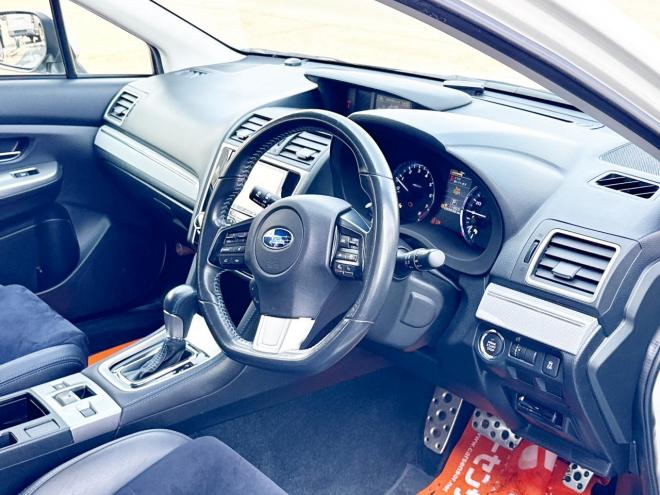 レヴォーグ2.0GT-Sアイサイト 4WD ローンが不安な方＜優遇ローン＞ 本州仕入 STIスポイラー 純正ナビ　ハーフレザー 4WD 2000 5Dr