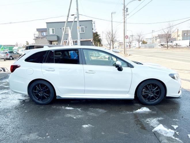 レヴォーグ2.0GT-Sアイサイト 4WD ローンが不安な方＜優遇ローン＞ 本州仕入 STIスポイラー 純正ナビ　ハーフレザー 4WD 2000 5Dr
