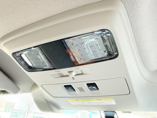 レヴォーグ2.0GT-Sアイサイト 4WD ローンが不安な方＜優遇ローン＞ 本州仕入 STIスポイラー 純正ナビ　ハーフレザー 4WD 2000 5Dr