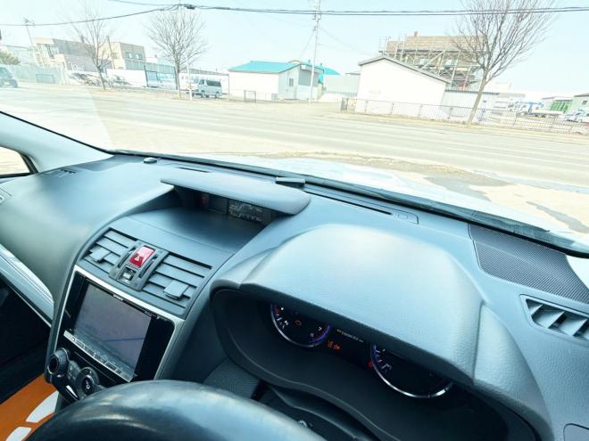 レヴォーグ2.0GT-Sアイサイト 4WD ローンが不安な方＜優遇ローン＞ 本州仕入 STIスポイラー 純正ナビ　ハーフレザー 4WD 2000 5Dr