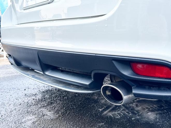 レヴォーグ2.0GT-Sアイサイト 4WD ローンが不安な方＜優遇ローン＞ 本州仕入 STIスポイラー 純正ナビ　ハーフレザー 4WD 2000 5Dr