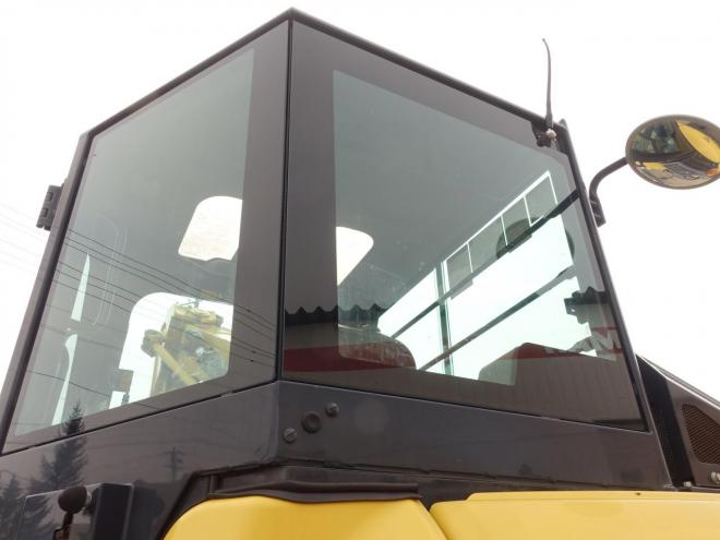 バックホーヤンマー　B7-6　バケット容量0.28m3