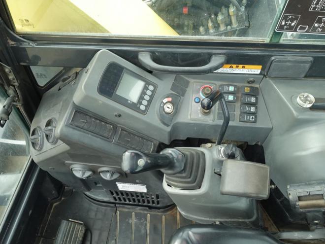 バックホーヤンマー　B7-6　バケット容量0.28m3