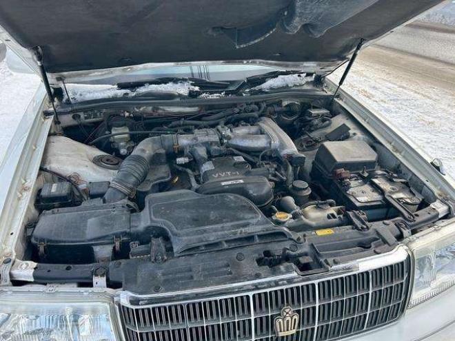 クラウン3.0 ロイヤルサルーンFour 4WD　キーレス　エアコン　ABS　パワーシート　テレビ　オートクルーズコントロール　ETC 3000