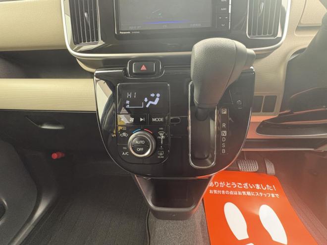 ムーヴキャンバスMOVE CANBUS 4WD X SA3　ワンオーナー　本州仕入　ワンタッチ両パワースライドドア　スマートキースペアー有　Bluetoothフルセグナビ　バックカメラ　スタットレス　バイザー　エンジンオイル交換　CVTオイル交換 4WD 660 ５Dr