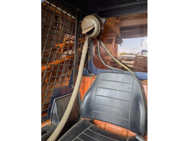 スキッドステアローダトヨタジョブサン　2SDK6　1.600H