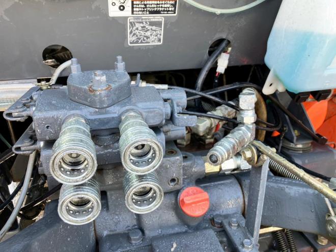 トラクタークボタ　中古　GM90　フロントローダー付