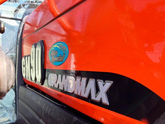 トラクタークボタ　中古　GM90　フロントローダー付