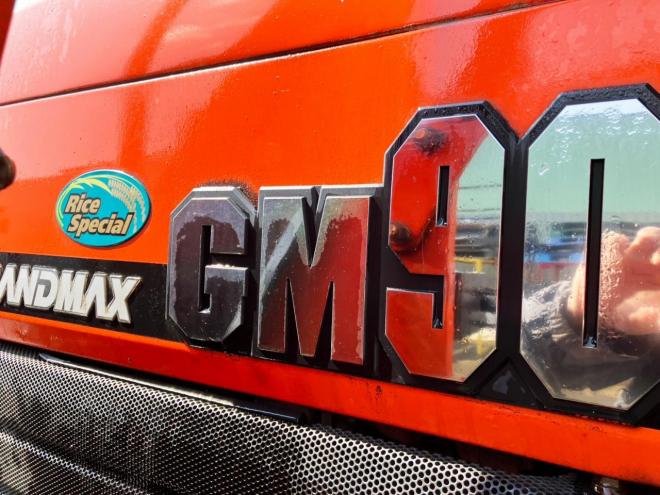 トラクタークボタ　中古　GM90　フロントローダー付
