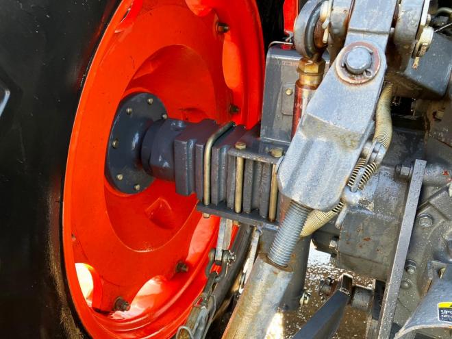 トラクタークボタ　中古　GM90　フロントローダー付