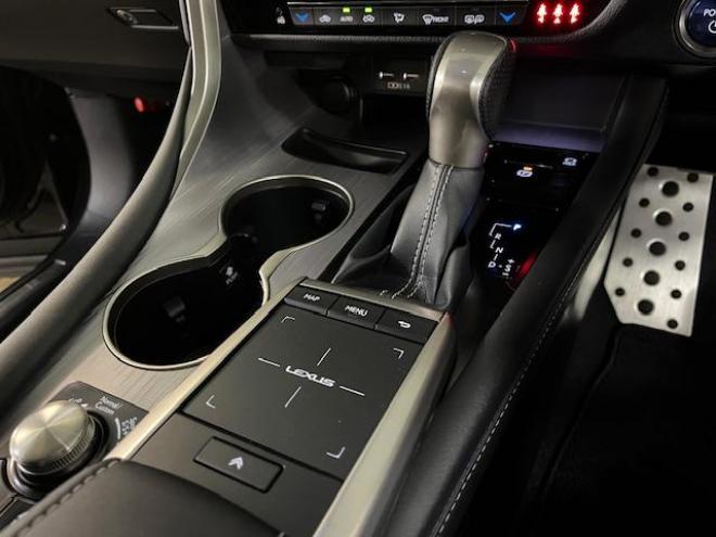 レクサスＲＸ４５０ｈ　Ｆスポーツ　寒冷地仕様　純正２０ＡＷ＋新品夏タイヤ　社外１８ＡＷ＋スタッドレスタイヤ付　レクサスセーフティセンス　純正ブラックレザーシート　電動サンルーフ　前後ドライブレコーダー　全方位アラウンドビューモニター 4WD 3500 5Dr