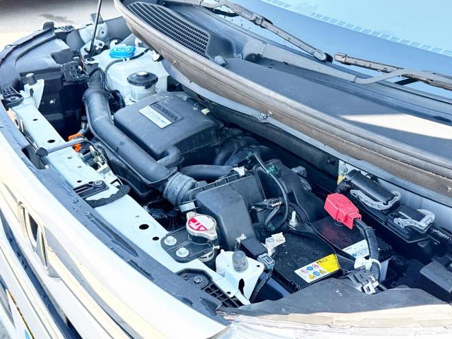 N-BOX660L 4WD ローンが不安な方＜優遇ローン＞ 本州仕入　寒冷地仕様　ホンダセンシング 4WD 660 5Dr