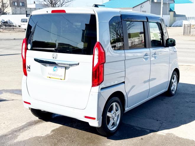 N-BOX660L 4WD ローンが不安な方＜優遇ローン＞ 本州仕入　寒冷地仕様　ホンダセンシング 4WD 660 5Dr