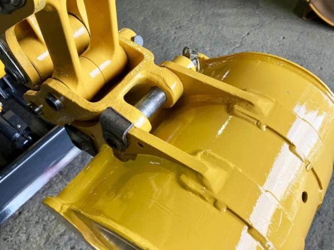 バックホーコマツ　中古　PC10MR-2　ブレーカー付　建機