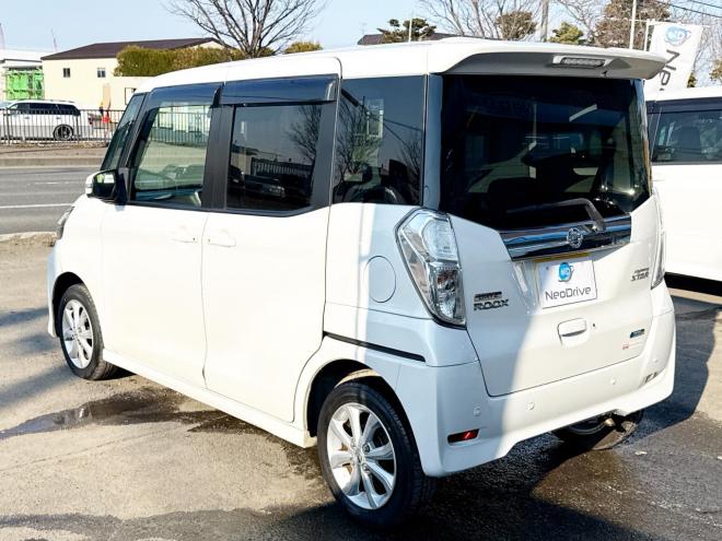 デイズルークス660ハイウェイスターX 4WD 4WD 660 5Dr