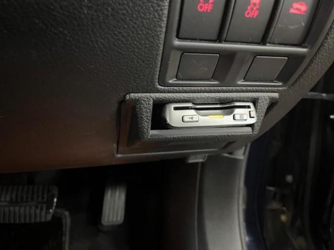 レガシィワゴン２．５ｉ　Ｂスポーツアイサイト　本州仕入　アイサイト衝突軽減ブレーキ　Ｓｉ－ＤＲＩＶＥ　純正１６インチＡＷ　社外１６ＡＷ＋スタッドレスタイヤ付　ストラーダナビ　地デジ　ＤＶＤ再生　バックカメラ　レーダークルーズコントロール 4WD 2500 5Dr