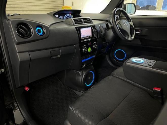 bBＺキラメキ　最終型　寒冷地仕様　禁煙車　アドミレーションエアロ　社外１６インチブラポリＡＷ　社外１５ＡＷ＋スタッドレスタイヤ付　イルミネーションスピーカー＆サブウーハー　エンジンスターター　フロントガラス熱線 4WD 1300 5Dr