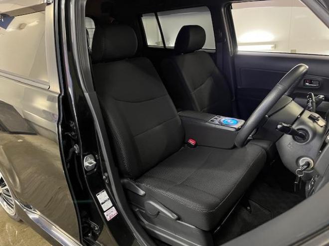 bBＺキラメキ　最終型　寒冷地仕様　禁煙車　アドミレーションエアロ　社外１６インチブラポリＡＷ　社外１５ＡＷ＋スタッドレスタイヤ付　イルミネーションスピーカー＆サブウーハー　エンジンスターター　フロントガラス熱線 4WD 1300 5Dr