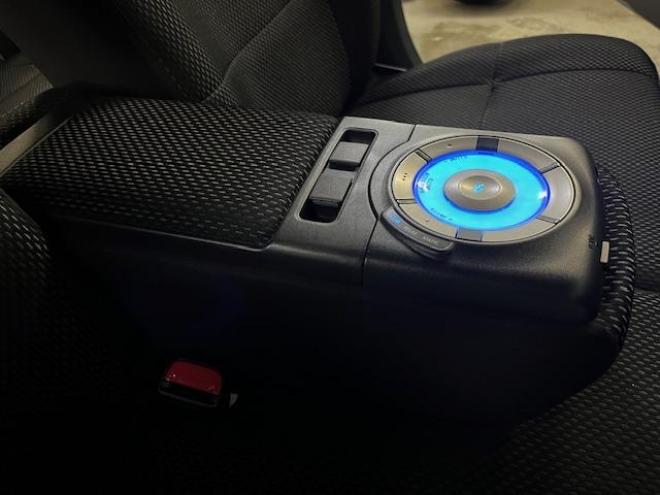 bBＺキラメキ　最終型　寒冷地仕様　禁煙車　アドミレーションエアロ　社外１６インチブラポリＡＷ　社外１５ＡＷ＋スタッドレスタイヤ付　イルミネーションスピーカー＆サブウーハー　エンジンスターター　フロントガラス熱線 4WD 1300 5Dr