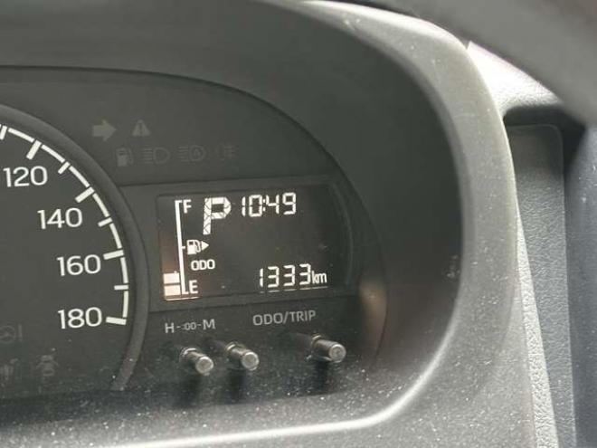 タウンエースバン1.5 GL 4WD　アルトピアーノ　ベージュツートン全塗装済　ベッドキット　セカンドバッテリー　ETC　フルセグTVナビ　バックカメラ　アイドリングストップ　ABS　レーンキープアシスト　盗難防止装置　パワステ　パワーウィンドウ 1500