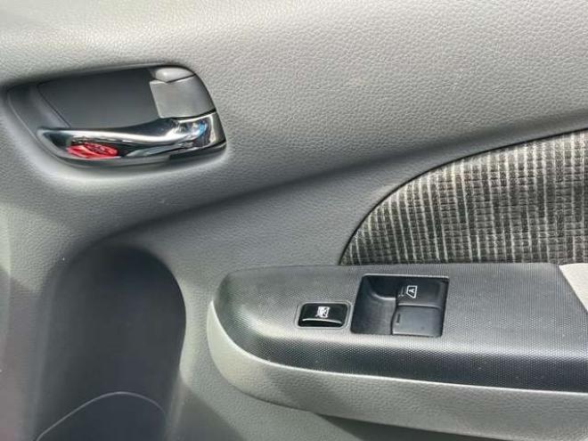 キャラバンNV350 2.5 プレミアムGX ロングボディ ディーゼルターボ 4WD　ABS　衝突軽減ブレーキ　横滑防止装置　盗難防止装置　エアコン　パワステ　パワーウィンドウ　キーレス　片側スライドドア　フォグランプ　ETC　エアバッグ　オリジナル全塗装アンビルグレー　フロントグリル 2500