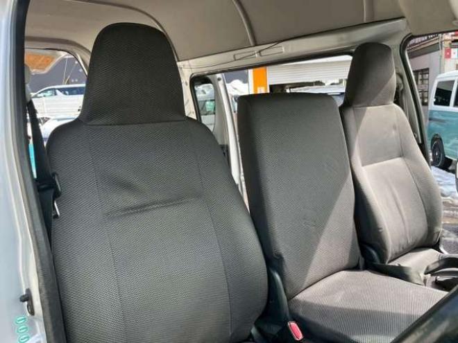 ハイエースバン3.0 DX ロング ハイルーフ ディーゼルターボ 4WD　エアコン　キーレスエントリー　パワステ　パワーウィンドウ　ABS　盗難防止装置　片側スライドドア 3000